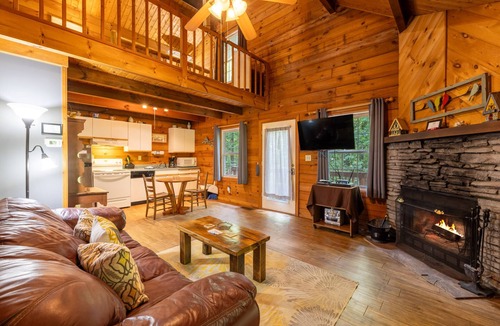 Sautee Nacoochee Cabin | Love Bird - The Perfect Nest!