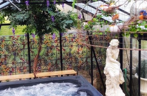 Trevron House | Love Gîte with private spa Nuances d'Alcôves