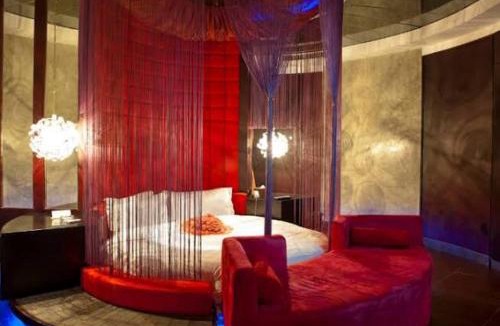 Linglestown Hotel | Love hotel