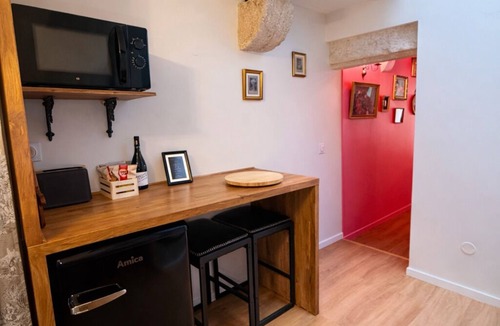 Lunel House | Love house: Balnéo, pièce secrète entre Montpellier- Nîmes et les plages