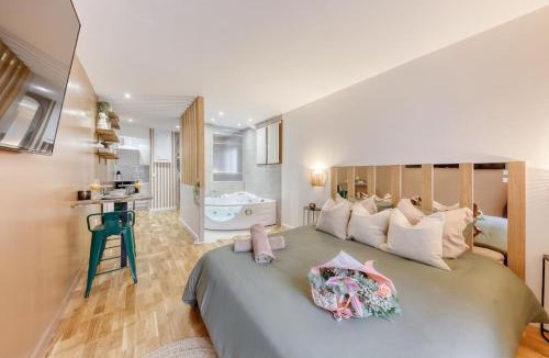 Etampes Apartment | Love Life Room-Jacuzzi-Netflix-Accès-24/7-Privé