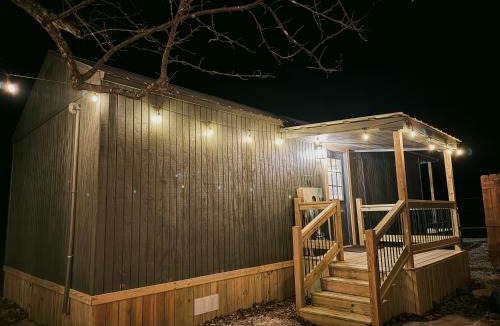 Broken Bow House | Love Me Still
