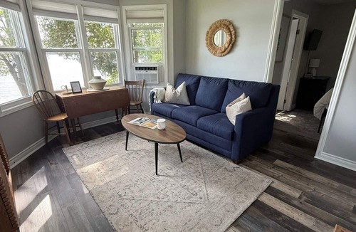 Sharbot Lake Cottage | Love nest cottage, steps to the dock, gorgeous waterfront cottage!