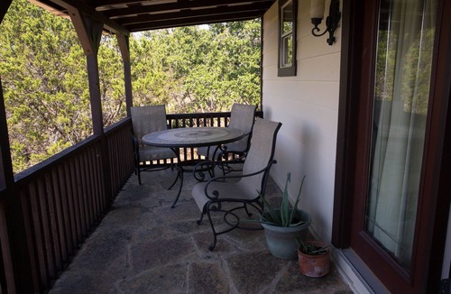 Paluxy Cottage | Love of the View - Glen Rose Luxury Cottage