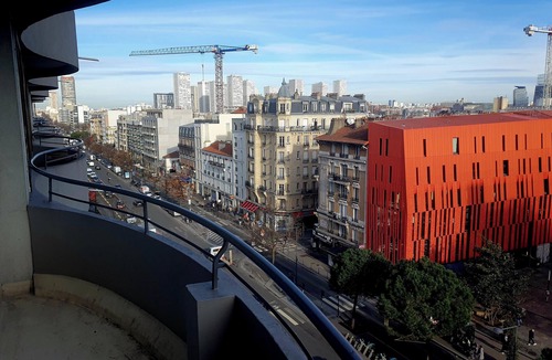 Le Kremlin-Bicetre Apartment | Love Paris