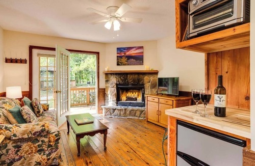 Montebello Cabin | Love Ridge Mountain Lodging