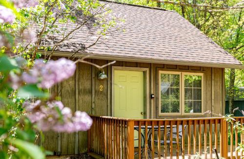Montebello House | Love Ridge Mountain Lodging