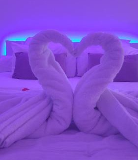 Questembert Apartment | Love room à 30 mn des plages et de Vannes