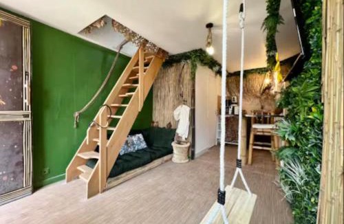 Souppes-sur-Loing Apartment | Love room Évasion tropicale