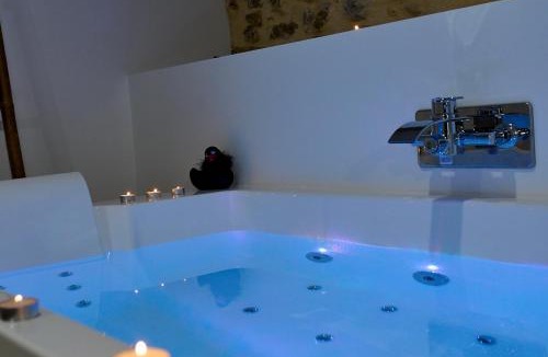 Tuchan Hotel | Love room évasion