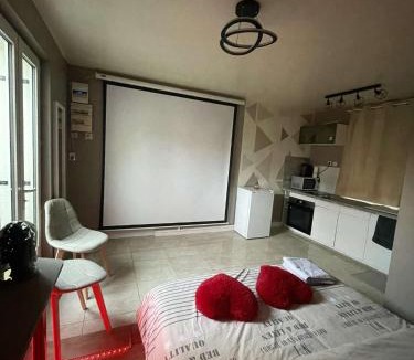 Goussainville Apartment | Love room #BBSH