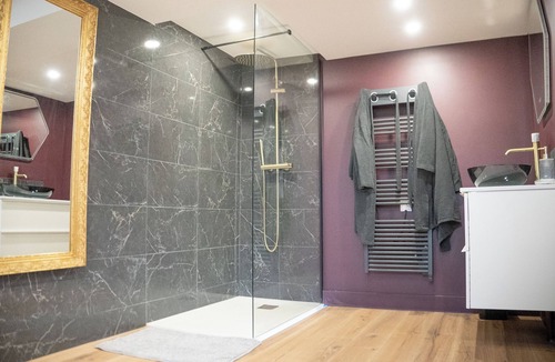 Saint-Jean Eudes Saint-Gilles Apartment | Love Room Caen - Romantic Suite Caen tu m'aimes