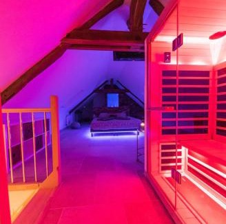 Saint-Cyr-sur-Loire House | Love Room Evasion Jacuzzi Sauna Hamamm