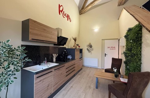 Filain Apartment | Love Room