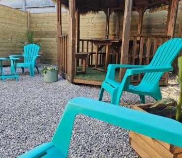 Aubers Bed & Breakfast | Love room L'écrin tropical
