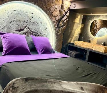 Laudun Apartment | Love Room L'ecrin d'Asteria