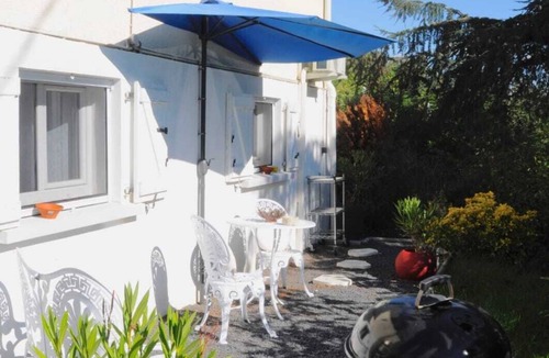 Rive-de-Gier Bed & Breakfast | Love room le belka