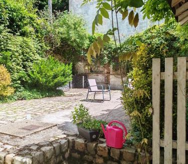 Bolbec Hotel | Love Room LE DONJON BDSM