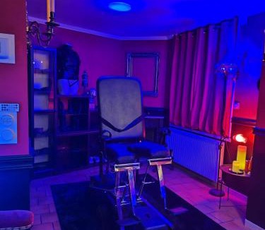 Maubeuge House | Love Room - Le Donjon des désirs