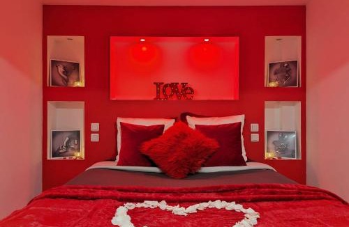 Villeneuve-de-la-Raho Apartment | Love Room Perpignan Jacuzzi & Ambiance romantique