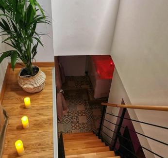 Villeneuve-de-la-Raho Apartment | Love Room Perpignan Jacuzzi & Ambiance romantique