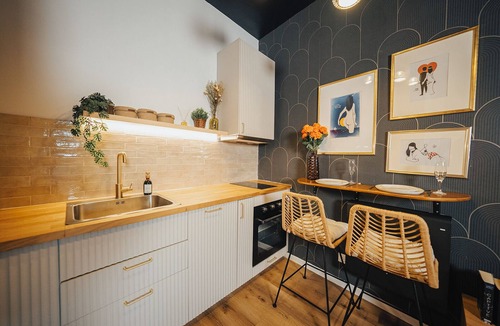 Evreux Apartment | Love Room romantic suite L'Eure de Luxure