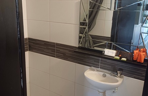 Aniane Apartment | Love room spa detente