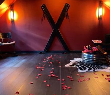 Isbergues Hotel | Love Room SPA l'impertinente