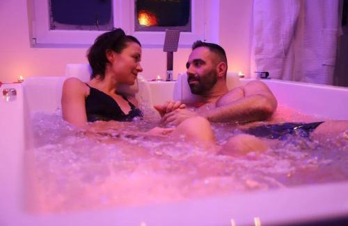 Charleville-Mezieres Apartment | Love room Unique - Sauna/Jacuzzi