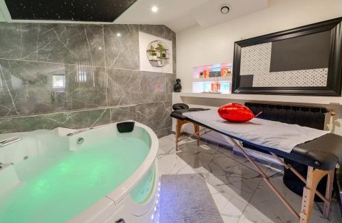 Echirolles Apartment | Love Room - Venusia Grenoble