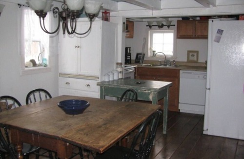 Upper Island Cove Cottage | Love's Anchor By The Sea - Upper Island Cove