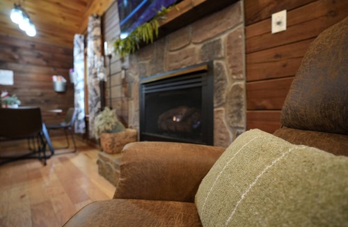 Sevierville Cabin | LOVE SHACK