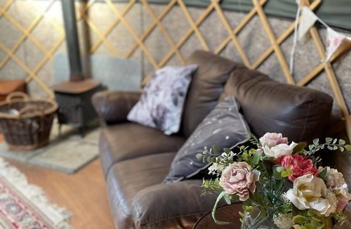 Berwick St James Cabin | Lovely 1 bed Yurt in Salisbury