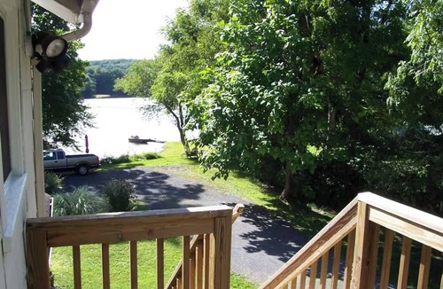 Saugerties South Apartment | Lovely 1-bedroom apartment with AC in charming Saugerties, 4 minutes to HITS