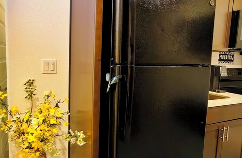 Antelope Apartment | Lovely 1-bedroom guest suite with AC in welcoming Antelope
