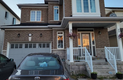 Shelburne Apartment | Lovely 1 bedroom plus den basement studio