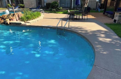 George Bush Park/Eldridge Apartment | Lovely 1-bedroom townhomes 🏡 with nice accessories