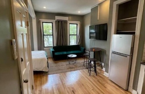 Ocean Hill Apartment | LOVELY 1 BEDROOM