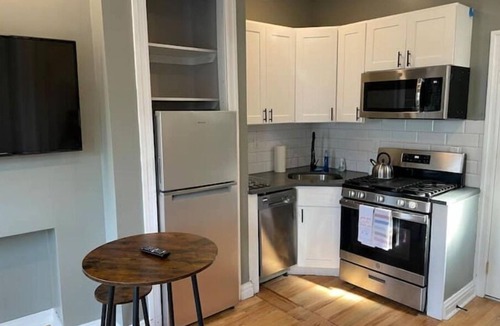 Ocean Hill Apartment | LOVELY 1 BEDROOM