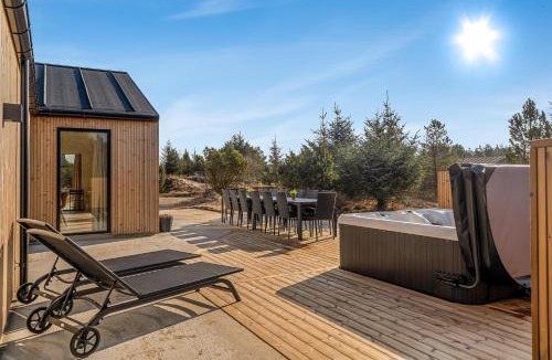Torup Strand House | Lovely 16-Person Luxury House With Activity Room, Outdoor Hot Tub And Outdoor Sauna