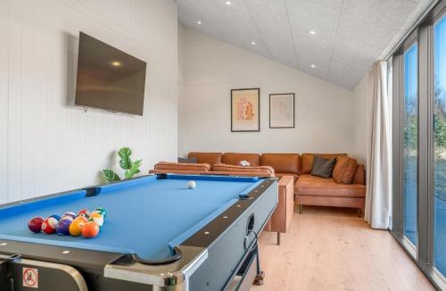 Torup Strand House | Lovely 16-Person Luxury House With Activity Room, Outdoor Hot Tub And Outdoor Sauna