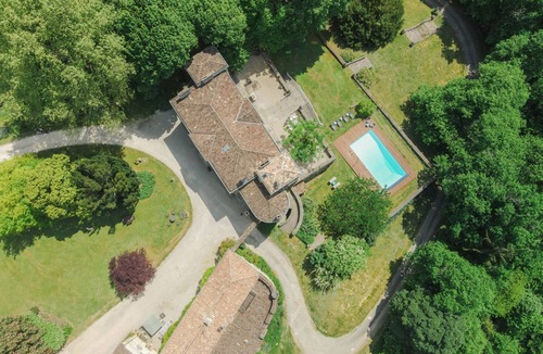 Haux House | Lovely 18th-century château in the heart of the Bordeaux vineyards. Country cottage