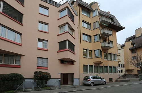 Muhlebach Apartment | Lovely 1BR flat in the city center/lake (Mainau 2)