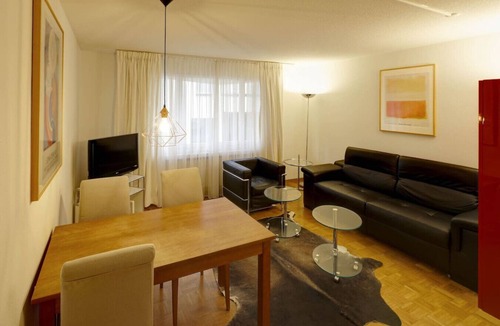 Muhlebach Apartment | Lovely 1BR flat in the city center/lake (Mainau 2)
