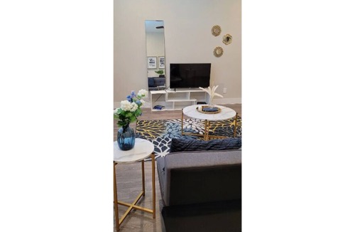 Spring Branch West House | Lovely 2 bdrm. apartment with free parking in gated community
