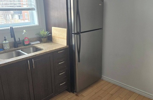 Sandy Hill Apartment | Lovely 2-bed App Downtown Ottawa 31C