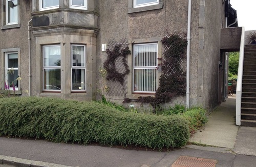 Aberdour Apartment | Lovely 2-bed Flat In Aberdour