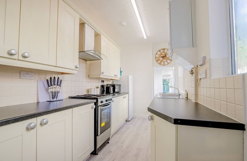 Erdington House | Lovely 2 Bed Home in Birmingham.