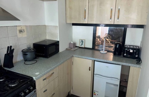 Jubilee Apartment | Lovely 2-bedroom apartment in London with Free Parking
