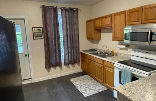 Canisteo Apartment | Lovely 2 bedroom apt, downtown Canisteo